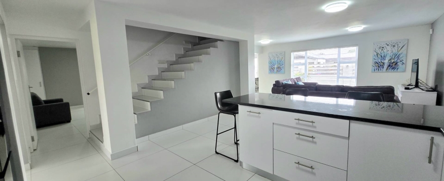 4 Bedroom Property for Sale in Franskraal Western Cape